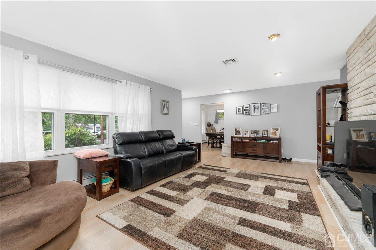 241 4th Street Dunellen, NJ 08812 - Photo 6 of 36 Gallery Image 6