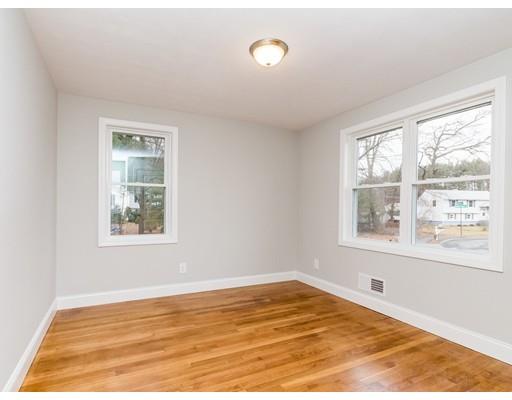 8 David Road Billerica, MA 01821 - Photo 18 of 23 Gallery Image 18