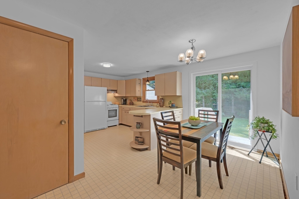 127 Springfield Street Palmer, MA 01080 - Photo 7 of 30 Gallery Image 7