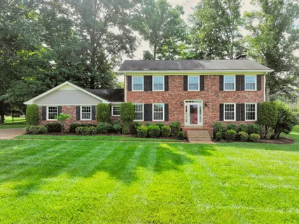 $559,900 | 100 Applewood Court, Hendersonville, TN 37075