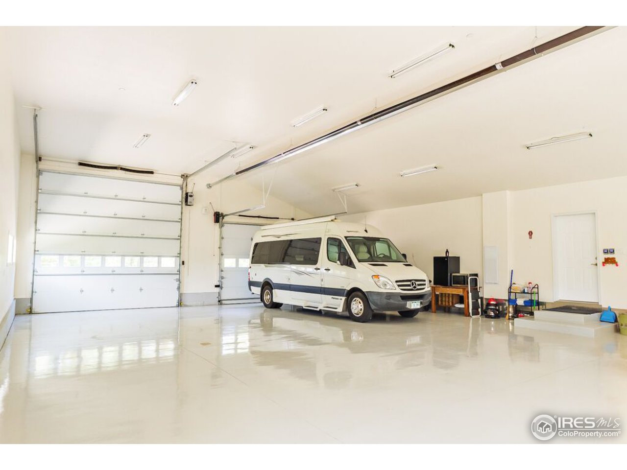 5667 Pioneer Road Boulder, CO 80301 - Photo 22 of 25 9 Car Garage