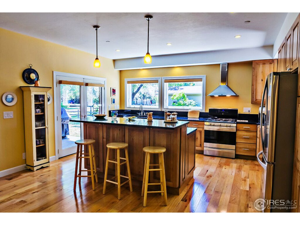 Kitchen Island