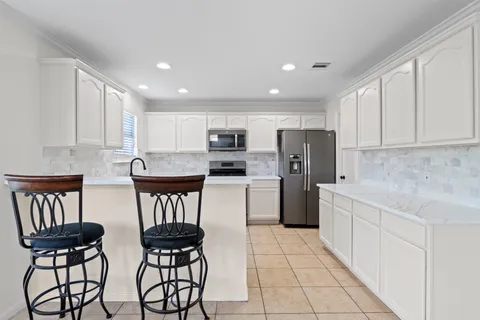 $335,000 | 301 Abamillo Court, Hutto, TX 78634