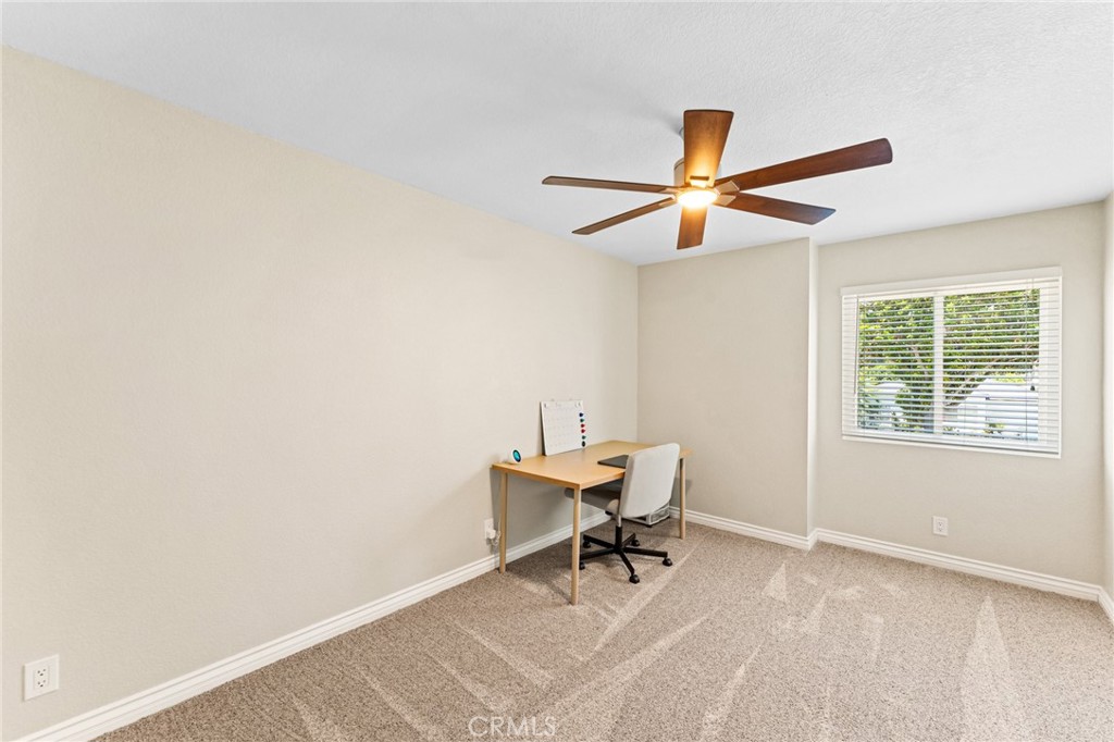 10332 Washington South Gate, CA 90280 - Photo 27 of 38 3rd Bedroom