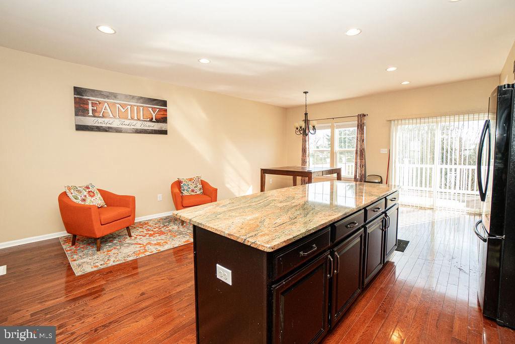 802 Emerson Court Clementon, NJ 08021 - Photo 14 of 43 Gallery Image 14