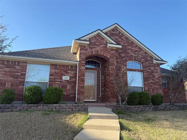 $2,400 | 4606 Rosewood Lane, Sachse, TX 75048