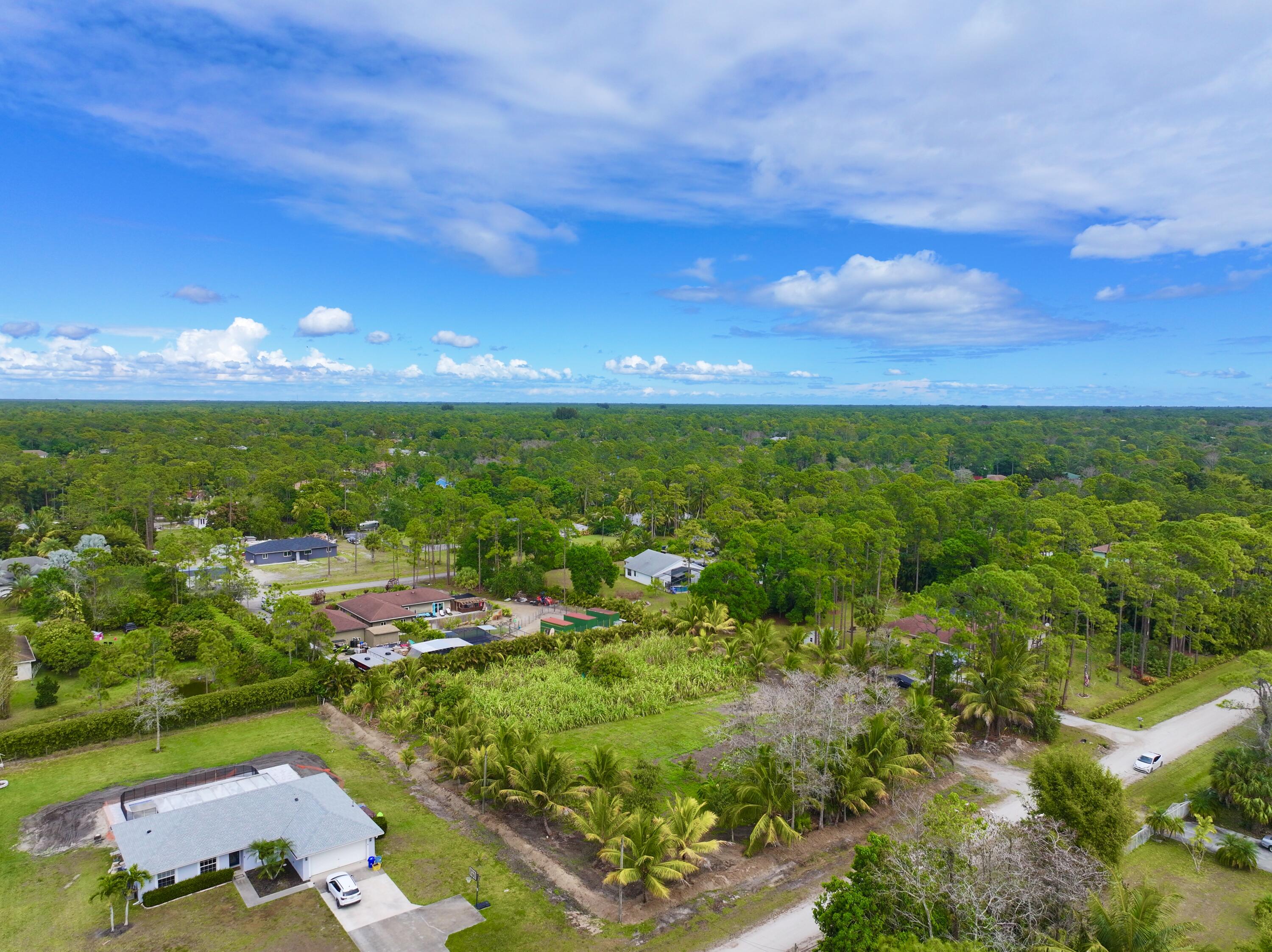 17853 60th Loxahatchee, FL 33470 - Photo 33 of 37 a view of a city