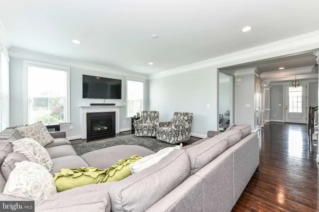 $4,500 | 15783 Berkhamstead Place, Leesburg, VA 20176