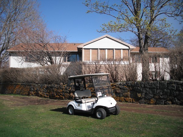 15 Souther Road Gloucester, MA 01930 - Photo 7 of 30 Gallery Image 7