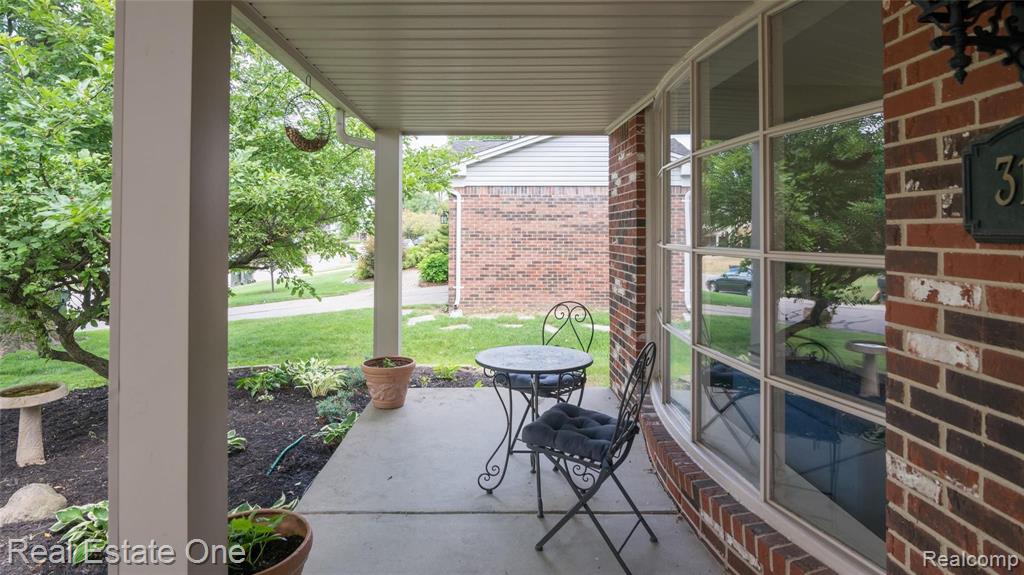 3157 Tamarron Drive Rochester Hills, MI 48309 - Photo 6 of 56