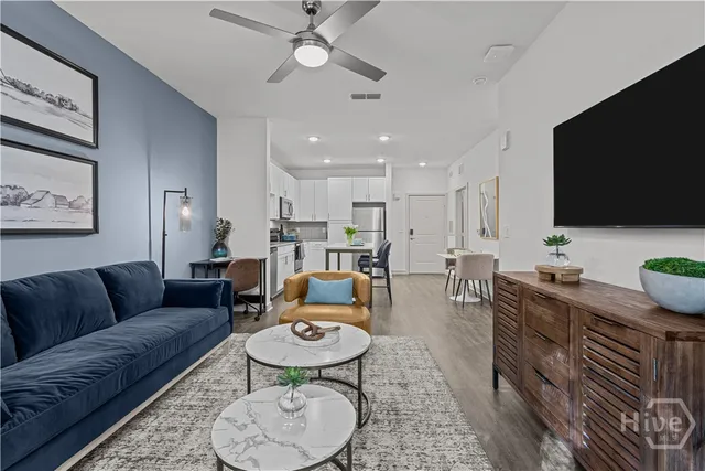 $2,175 | 480 John Carter Road, Unit C1, Bloomingdale, GA 31302