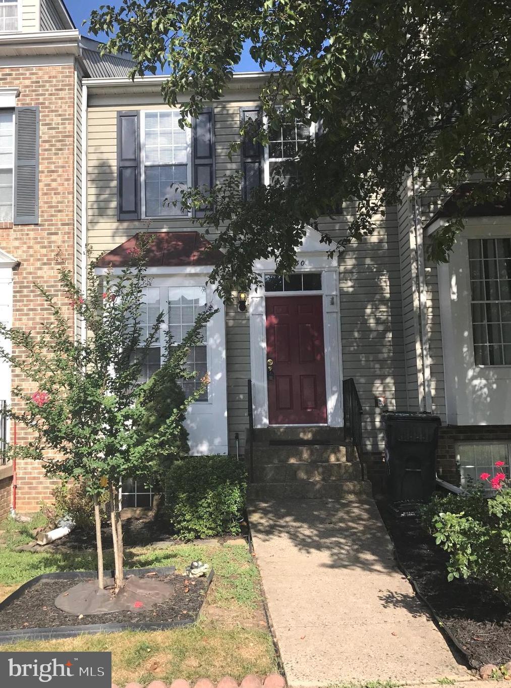 16150 Taconic Circle Dumfries, VA 22025 - Photo 2 of 15