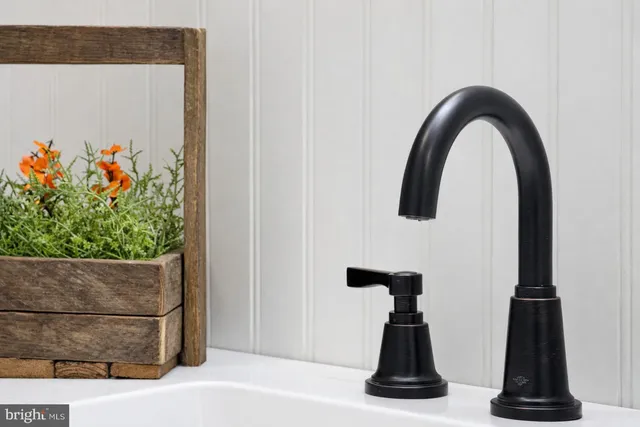 $229,900 | 2911 Renovo Road, Mill Hall, PA 17751