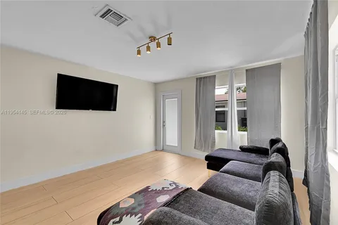 $615,000 | 1520 Northwest 3rd Avenue, Fort Lauderdale, FL 33311