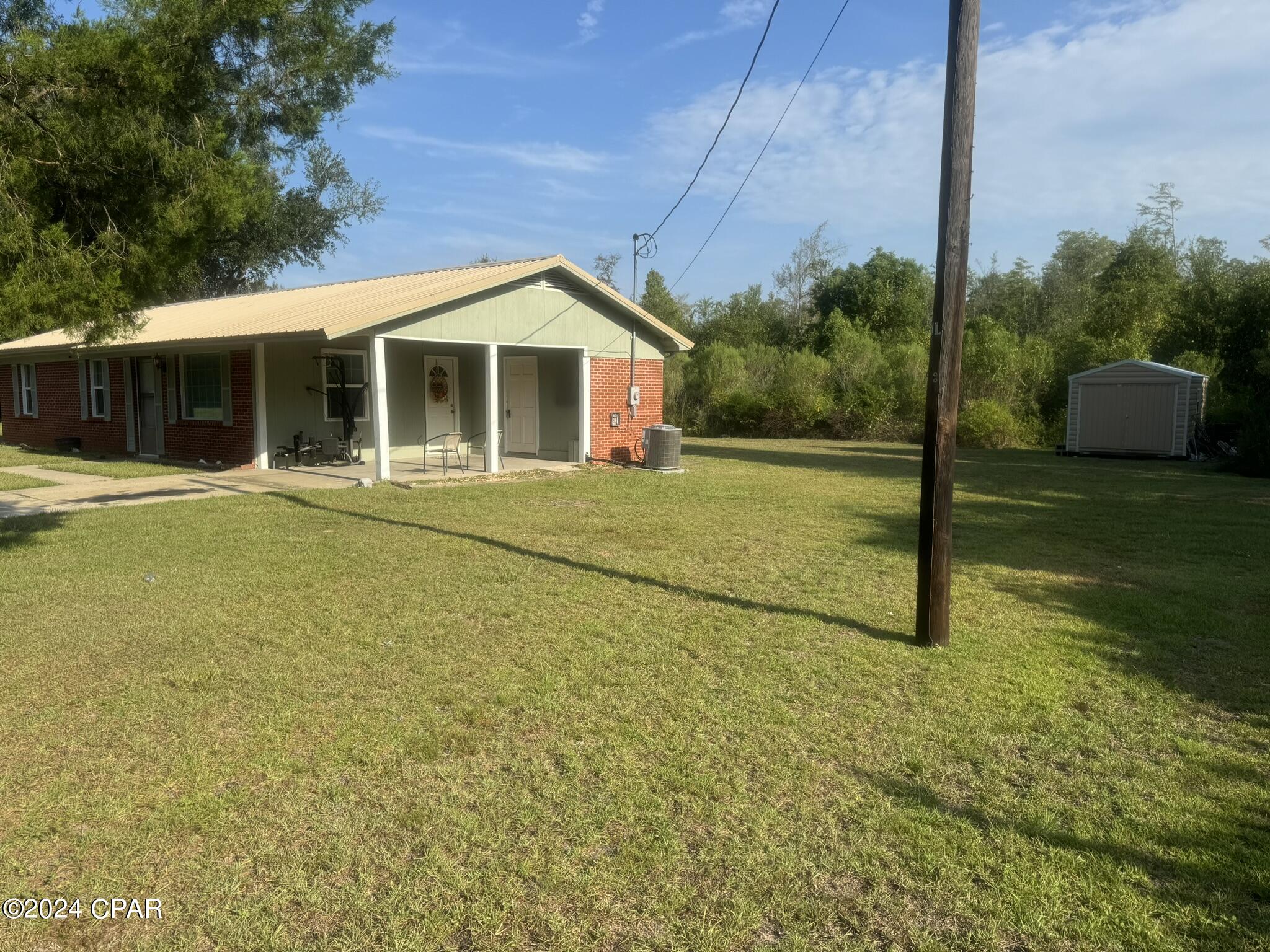 6945 Singletary Street Grand Ridge, FL 32442 - Photo 4 of 31 Gallery Image 4