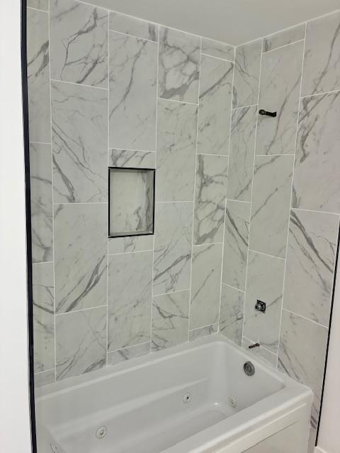 24360 South Timberline Trail Crete, IL 60417 - Photo 16 of 25 a bathroom with a bathtub