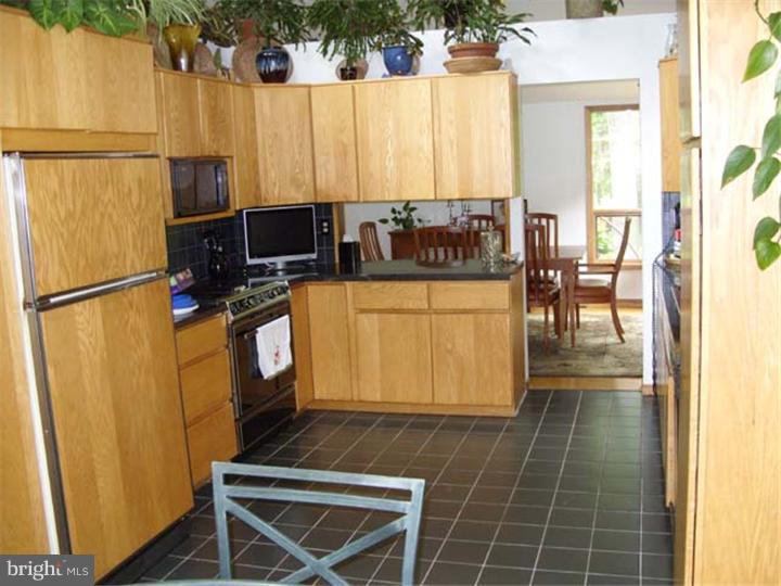 1779 Orlando Road Pottstown, PA 19464 - Photo 8 of 16 Gallery Image 8