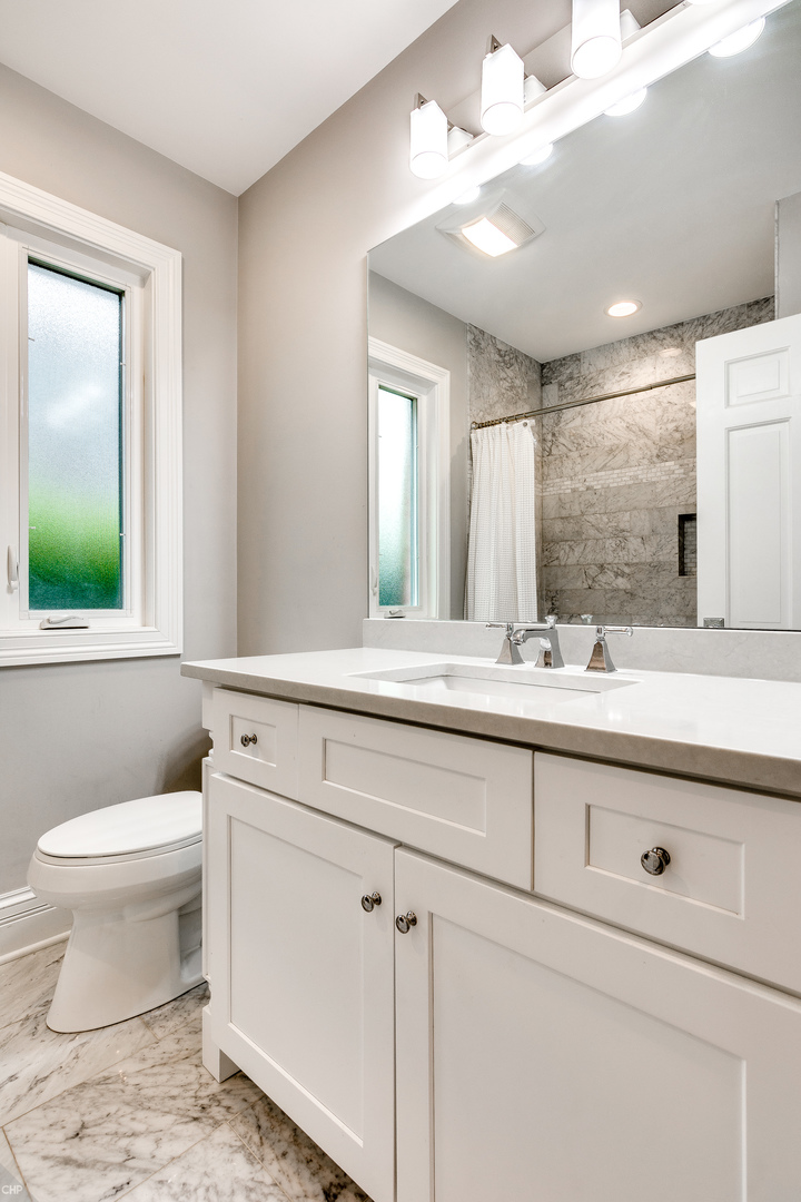 924 Austin Avenue Park Ridge, IL 60068 - Photo 18 of 31 Gallery Image 18