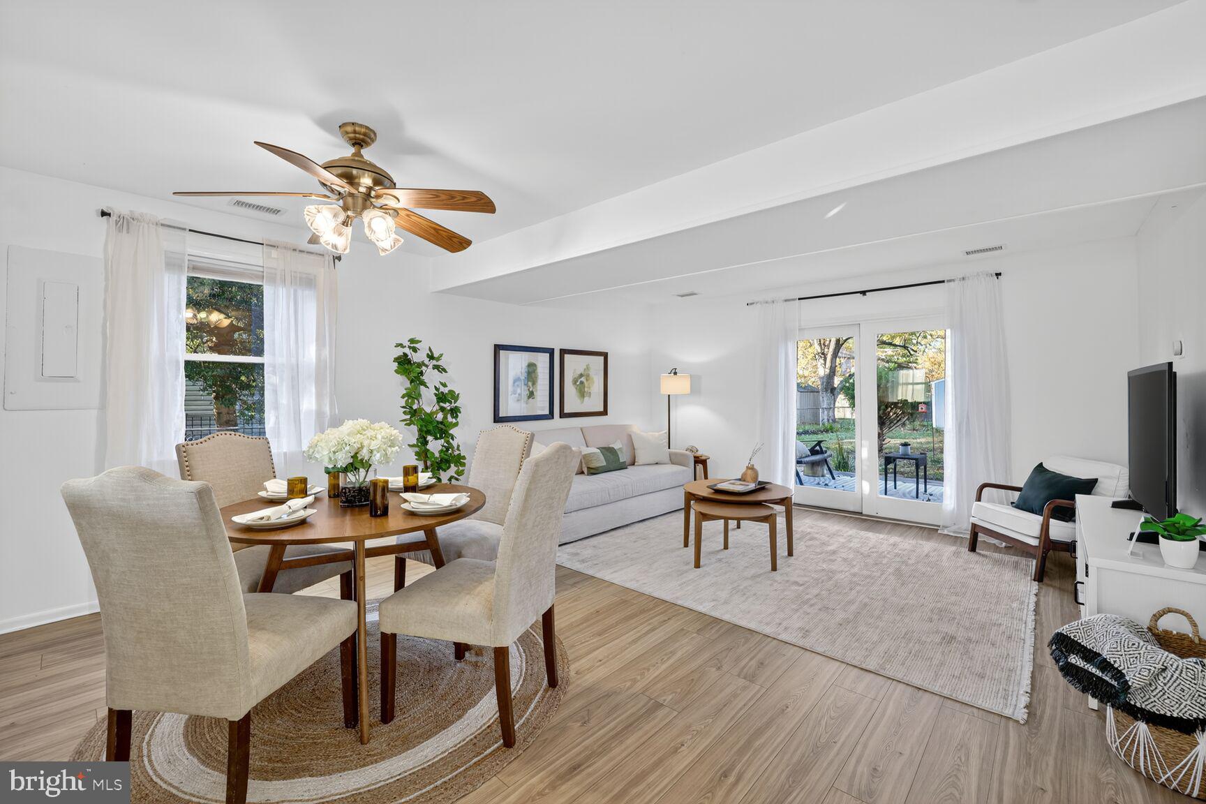 779 Match Point Drive Arnold, MD 21012 - Photo 9 of 28 a living room with furniture