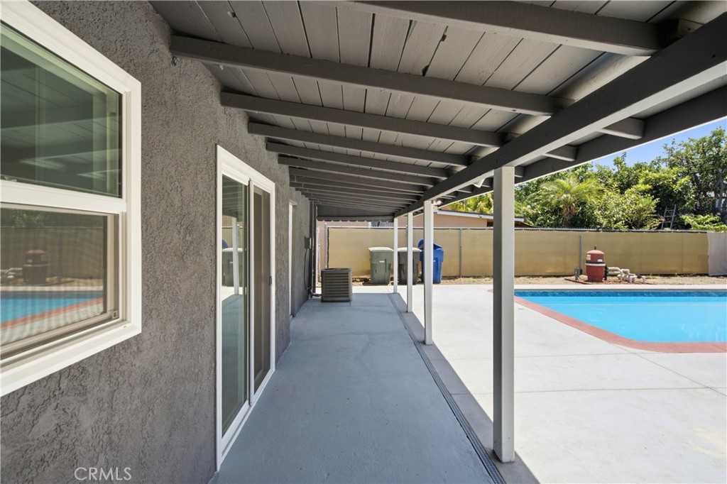 8774 Jo Jo Way Riverside, CA 92503 - Photo 37 of 57