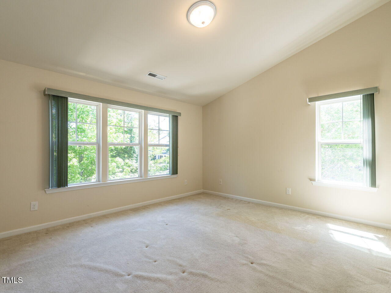 3025 Berkeley Springs Place Raleigh, NC 27616 - Photo 17 of 29 017-1280x960-primary-bedroom