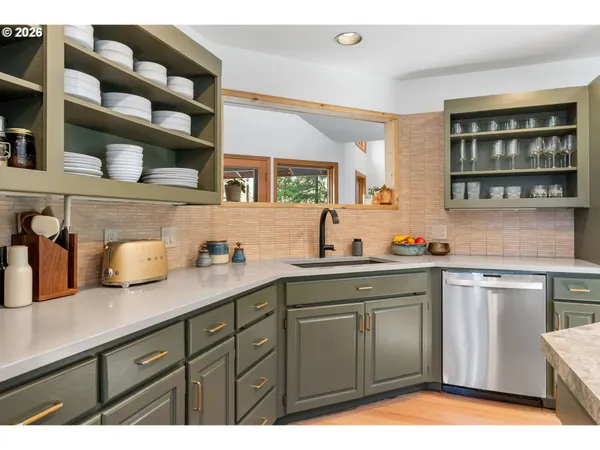 $1,495,000 | 2000 Paradise Ridge Place, Mosier, OR 97040