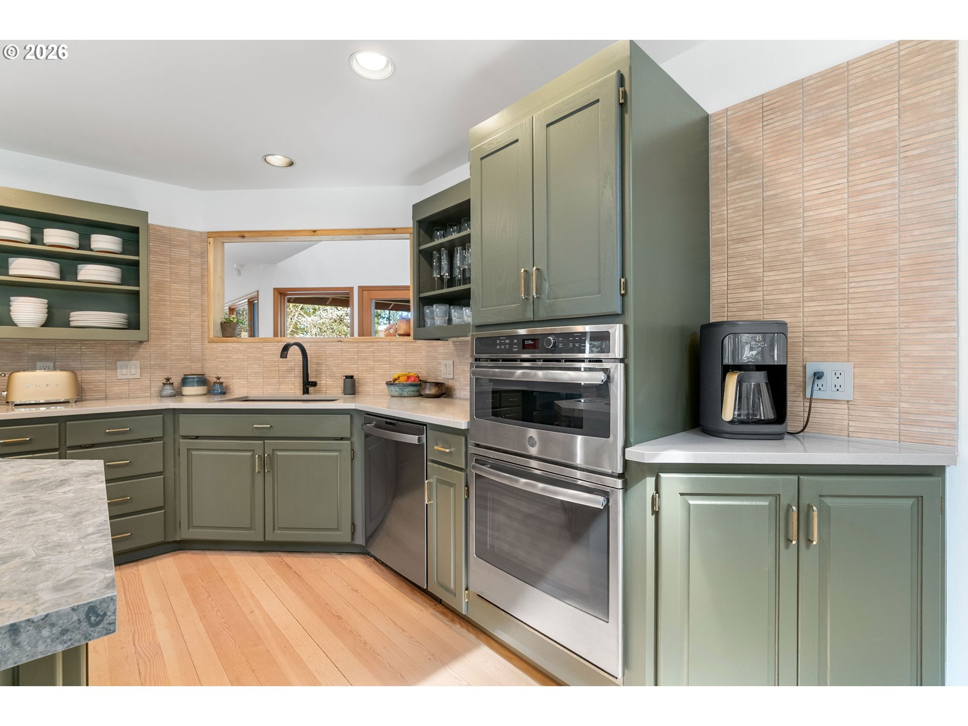 2000 Paradise Ridge Place Mosier, OR 97040 - Photo 16 of 48