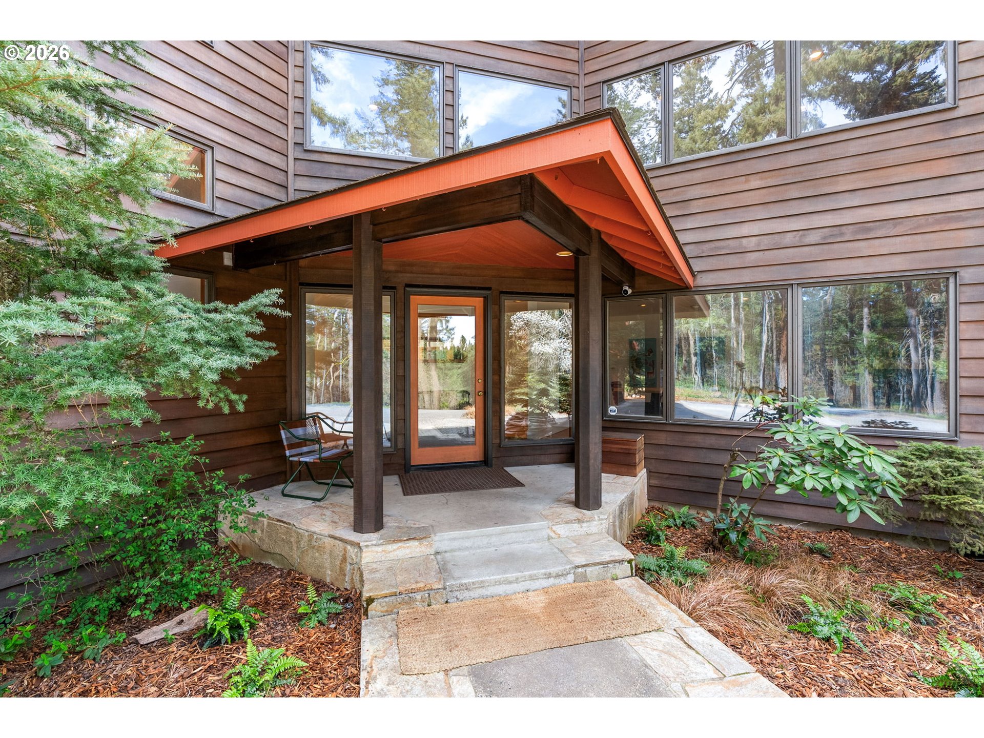 2000 Paradise Ridge Place Mosier, OR 97040 - Photo 2 of 48