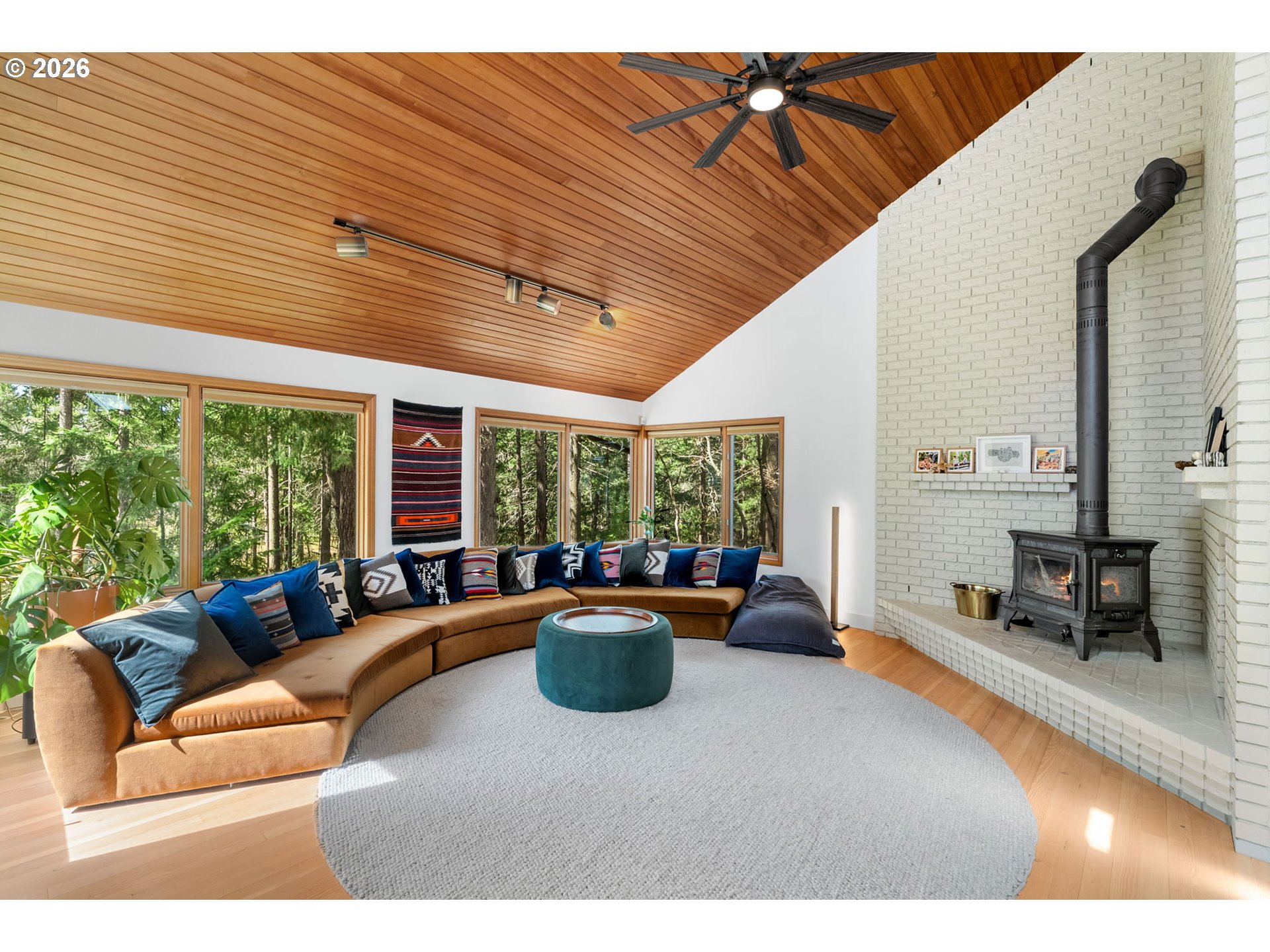 2000 Paradise Ridge Place Mosier, OR 97040 - Photo 10 of 48