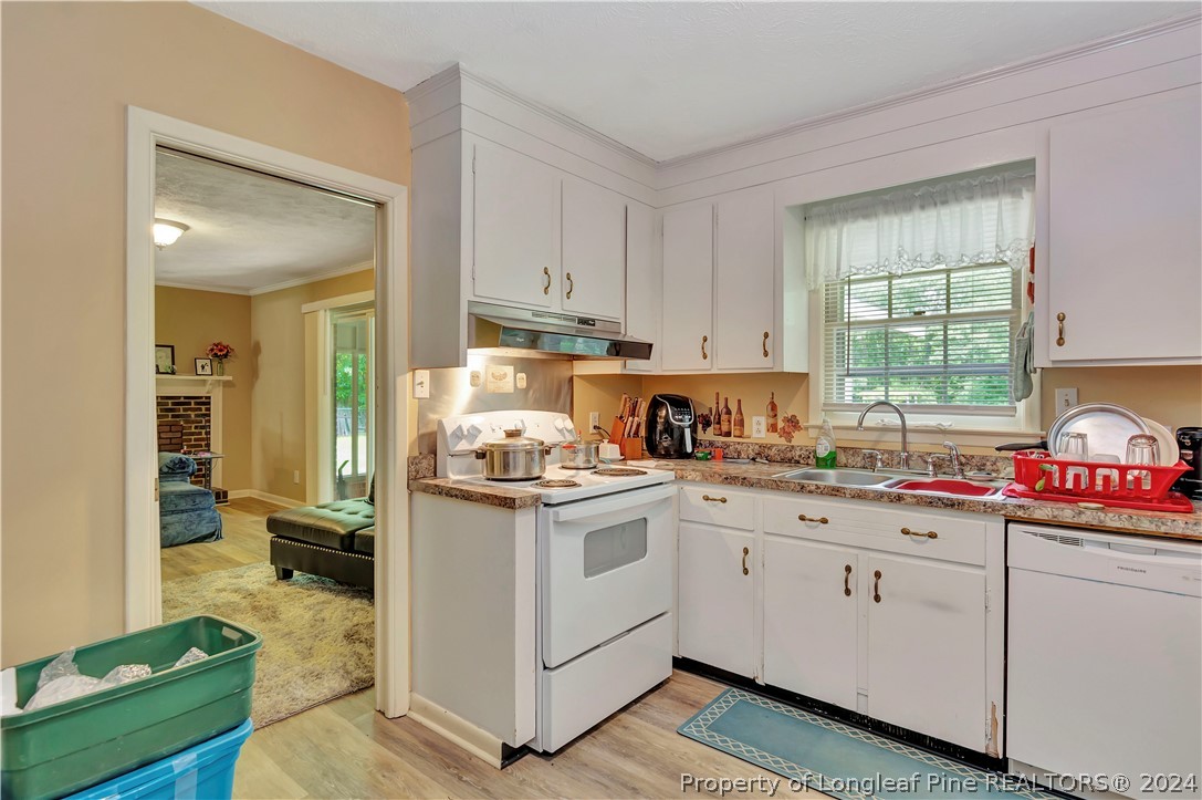 296 Robin Road Lumberton, NC 28358 - Photo 8 of 25 Gallery Image 8