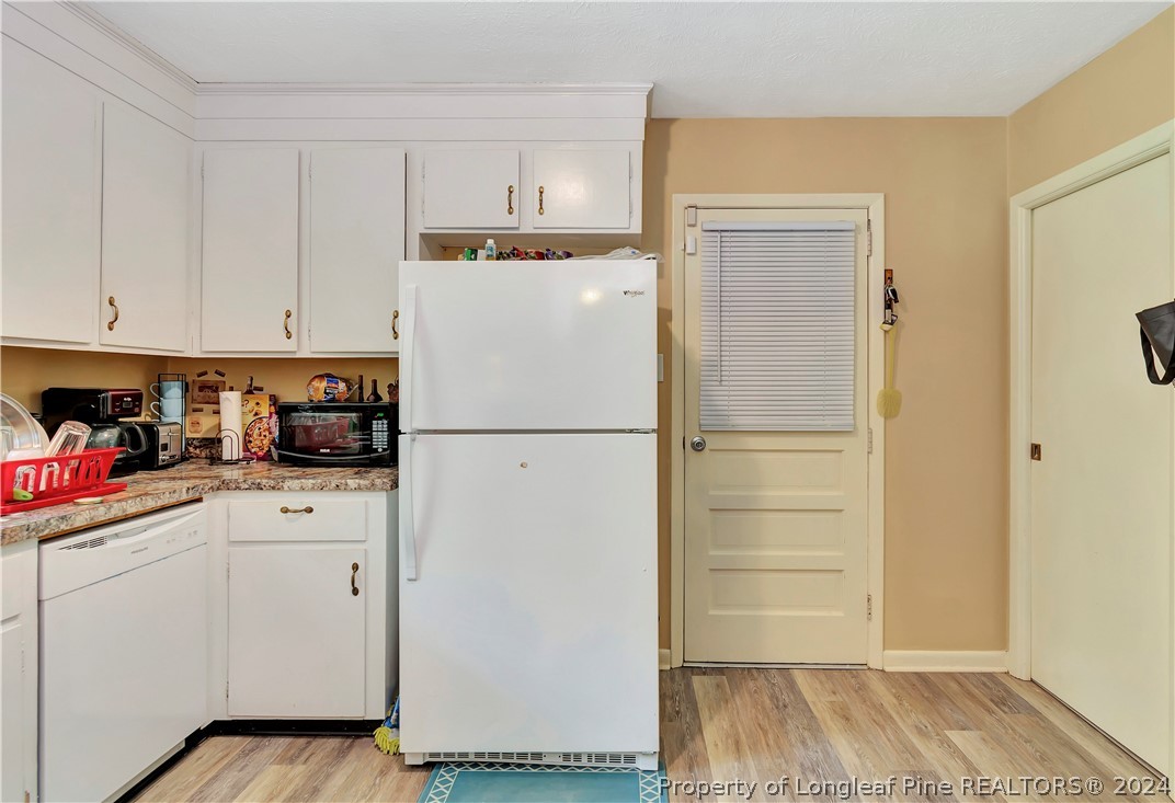 296 Robin Road Lumberton, NC 28358 - Photo 9 of 25 Gallery Image 9