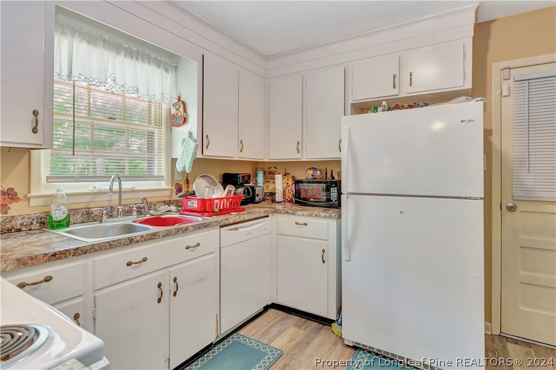 296 Robin Road Lumberton, NC 28358 - Photo 10 of 25 Gallery Image 10