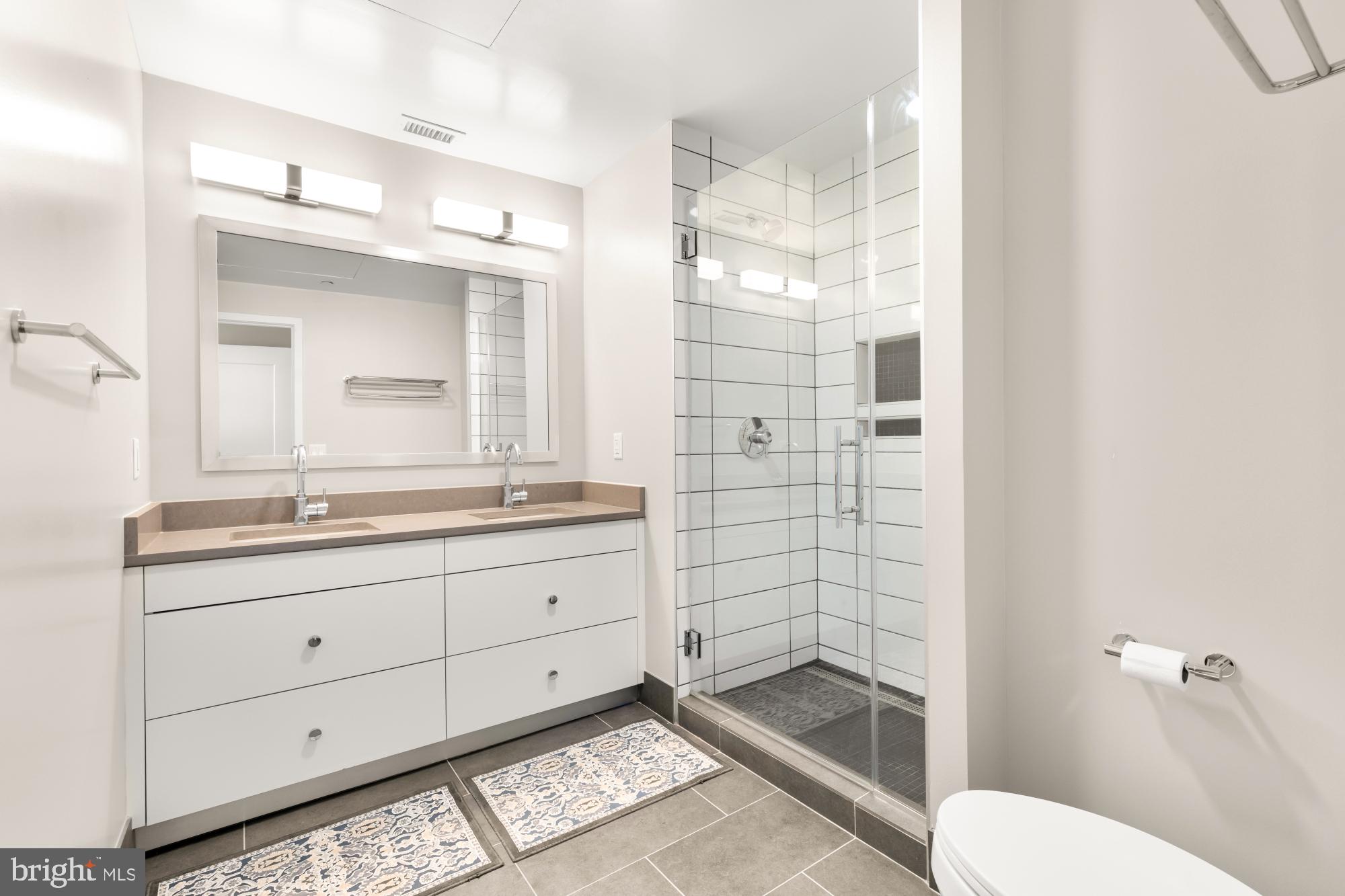 1300 4th Street Southeast, Unit PH2 Washington, DC 20003 - Photo 17 of 37