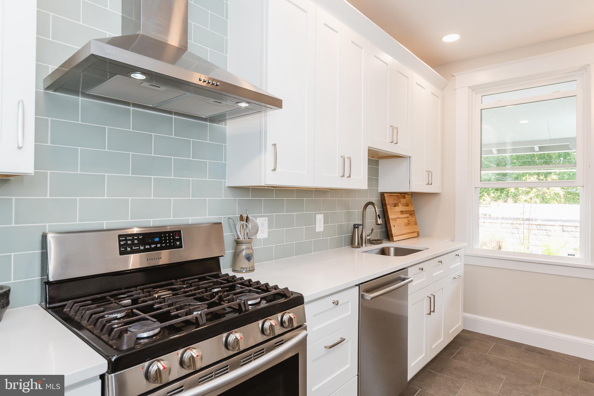 3743 Keswick Road Baltimore, MD 21211 - Photo 11 of 47