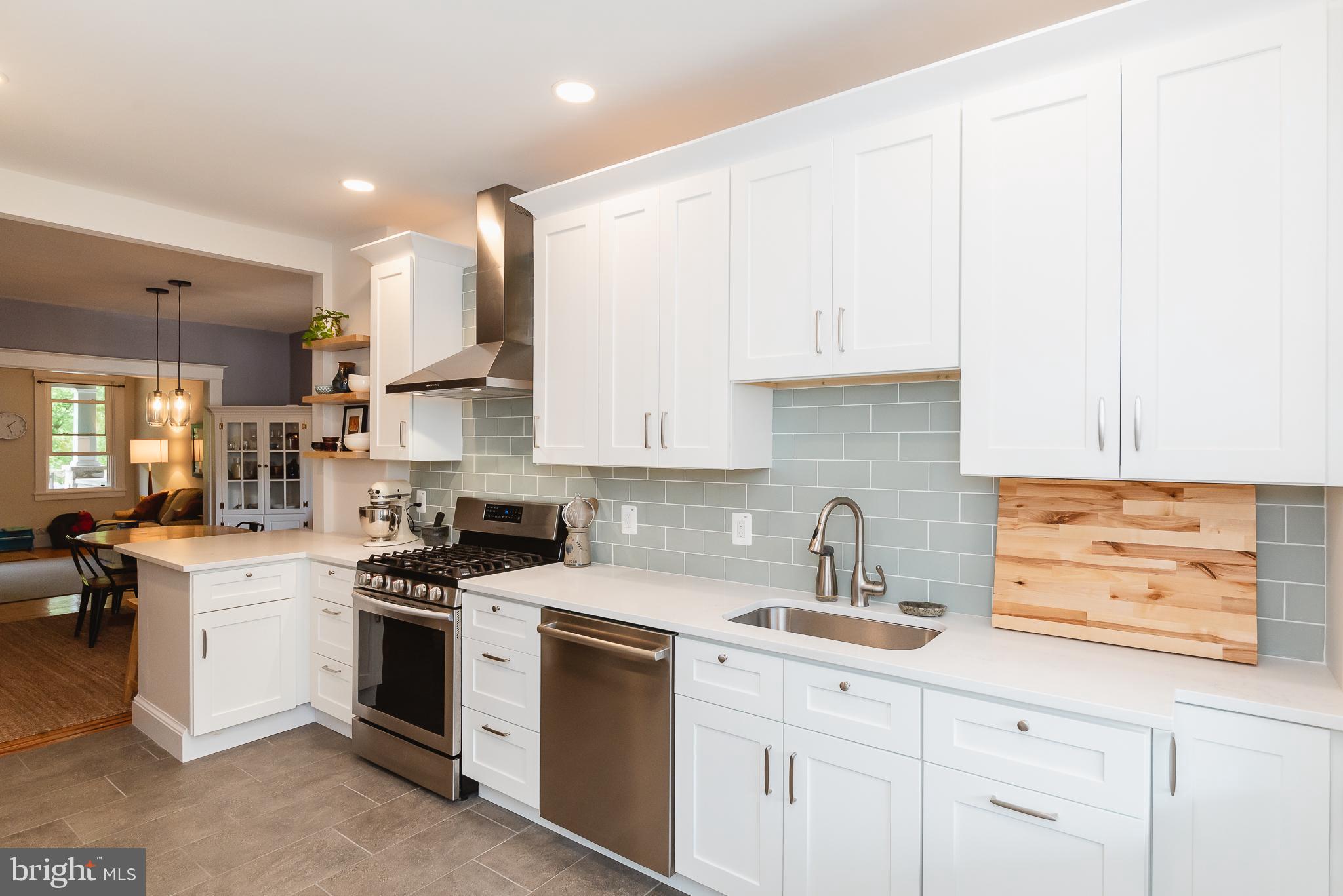 3743 Keswick Road Baltimore, MD 21211 - Photo 8 of 47