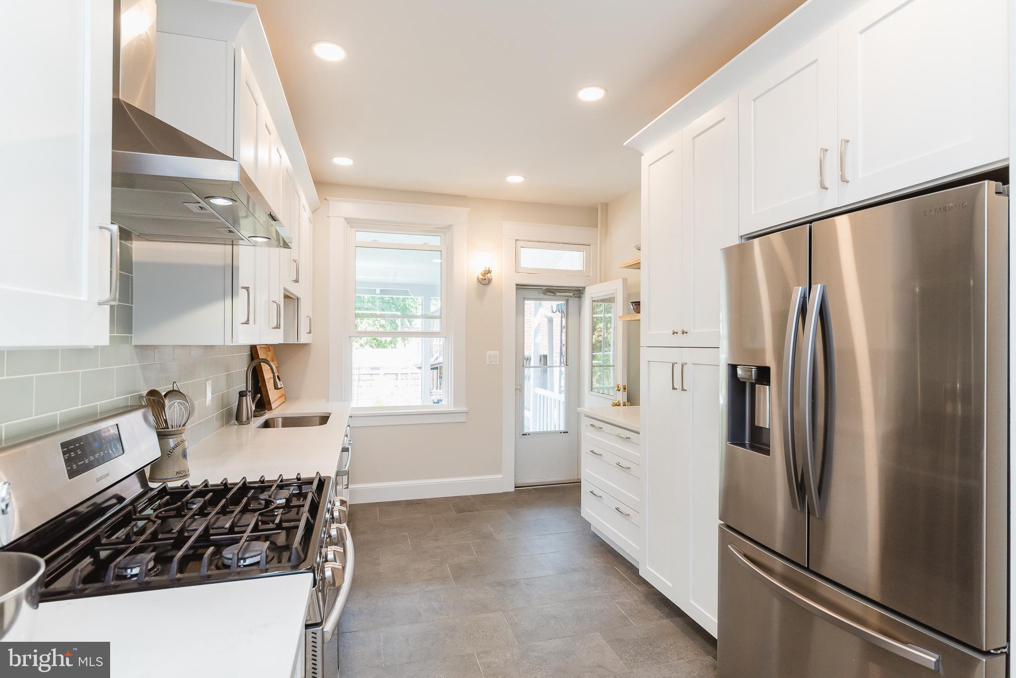 3743 Keswick Road Baltimore, MD 21211 - Photo 9 of 47