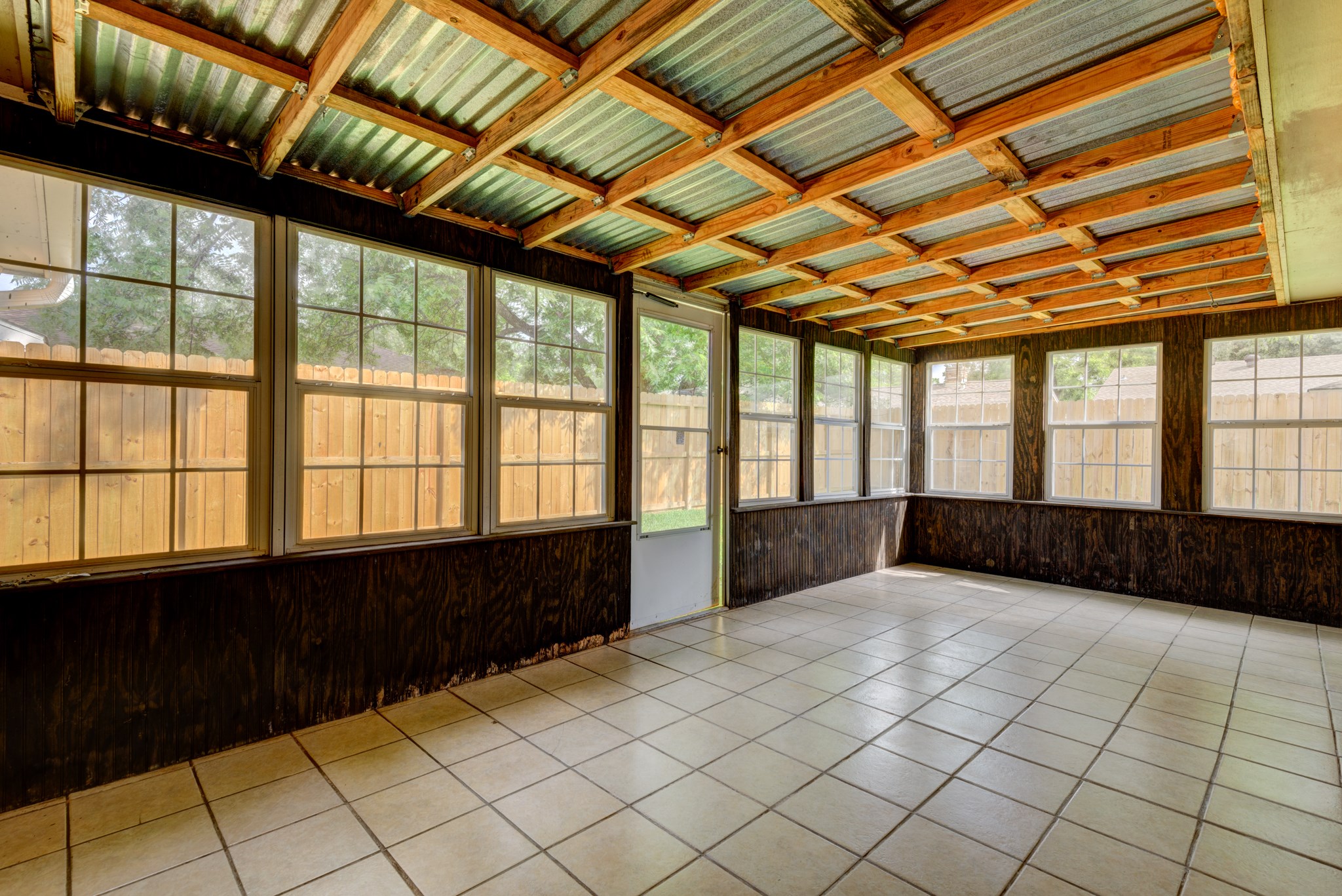 6126 Rena Street Houston, TX 77092 - Photo 21 of 24 a view of an empty room and window