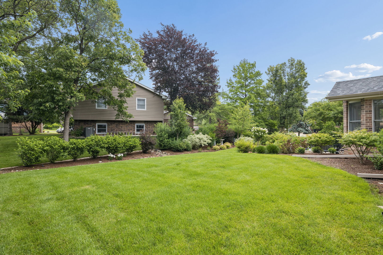 449 Farnham Lane Wheaton, IL 60189 - Photo 24 of 32