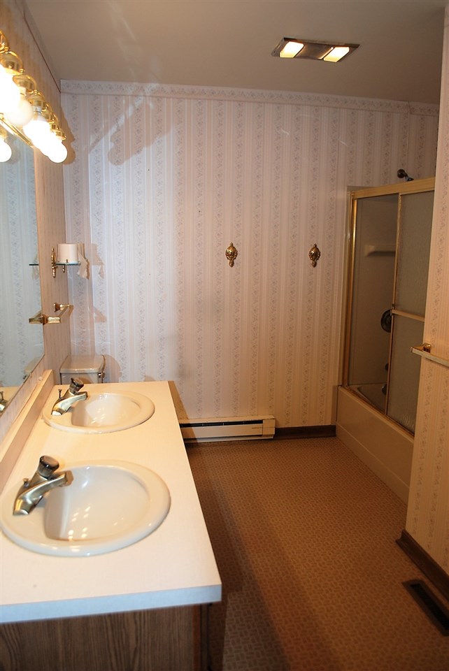 89 Grand Hollow Road Warren, VT 05674 - Photo 12 of 34 Gallery Image 12