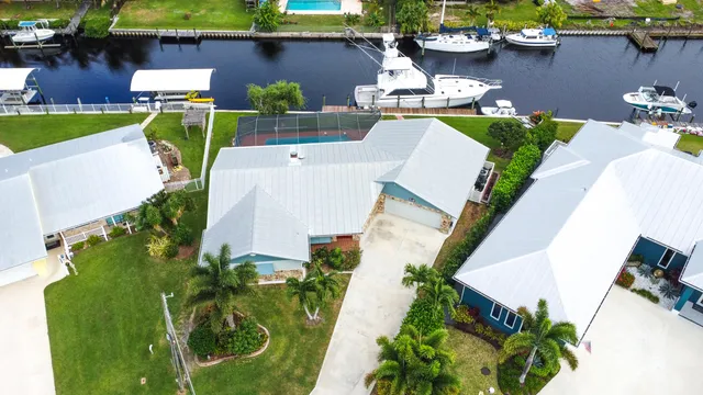 an outdoor space with lots of water view