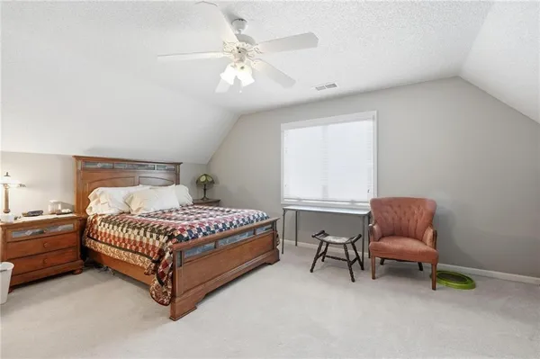$849,000 | 1019 Southwest Coachlight Court, Lee's Summit, MO 64081