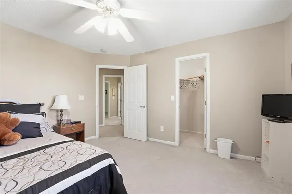 $849,000 | 1019 Southwest Coachlight Court, Lee's Summit, MO 64081