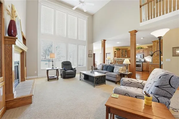 $849,000 | 1019 Southwest Coachlight Court, Lee's Summit, MO 64081