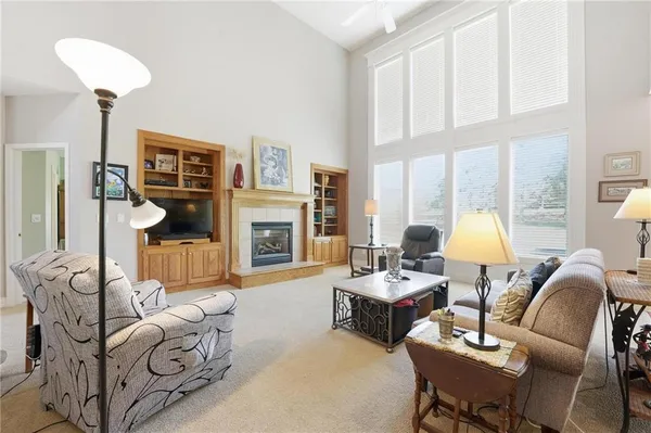 $849,000 | 1019 Southwest Coachlight Court, Lee's Summit, MO 64081