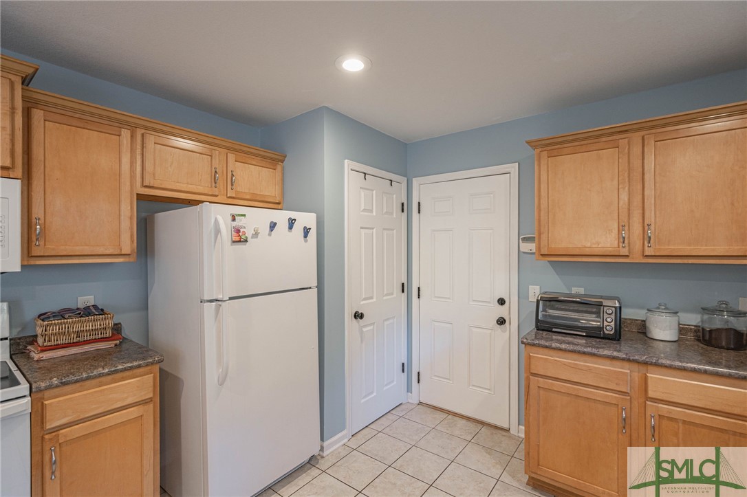 128 Ridgecrest Drive Rincon, GA 31326 - Photo 16 of 41 Kitchen