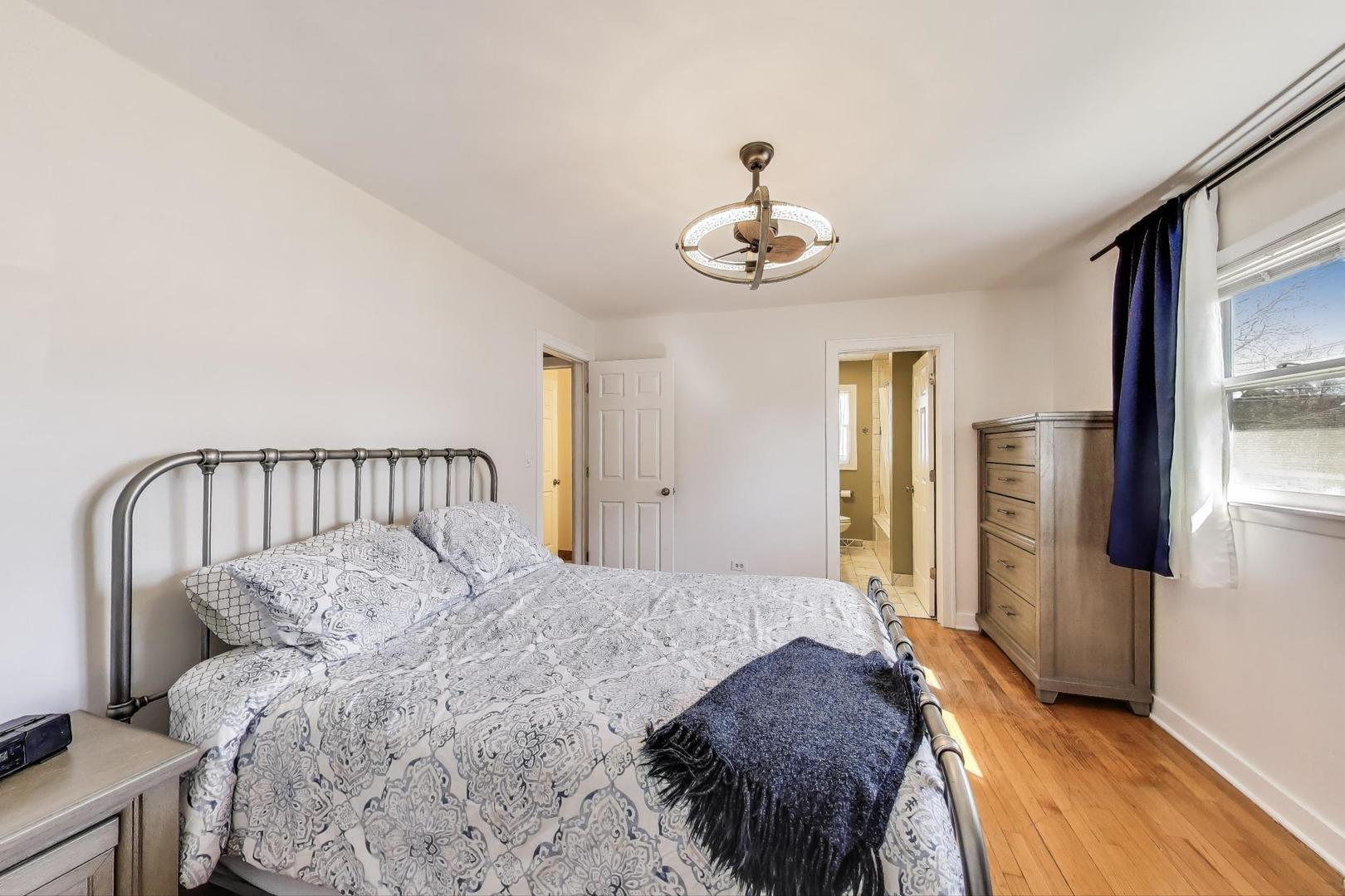 409 South Western Avenue Park Ridge, IL 60068 - Photo 17 of 38 Gallery Image 17