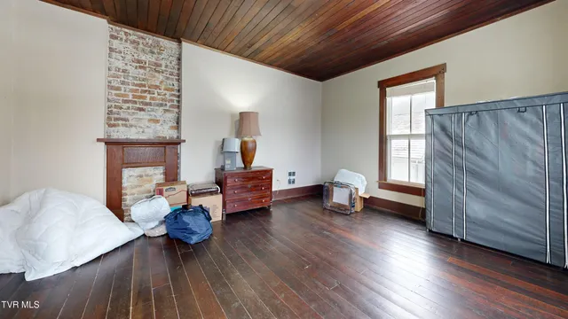 $335,000 | 212 Main Street, Roan Mountain, TN 37687