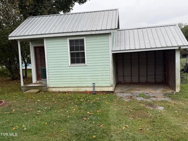 $335,000 | 212 Main Street, Roan Mountain, TN 37687