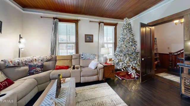 $335,000 | 212 Main Street, Roan Mountain, TN 37687