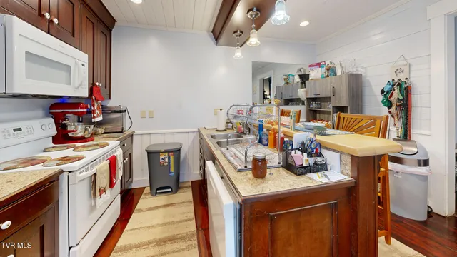 $335,000 | 212 Main Street, Roan Mountain, TN 37687